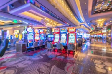 Dashboard showing live games and payment options